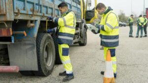 DGT refuerza ITV moviles en carreteras